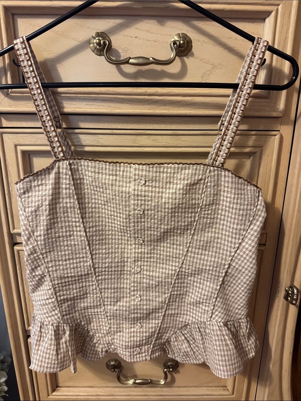 Gingham Ruffle Hem Button Front Cropped Tank - Beige & White